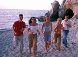 Etudiants sur la plage