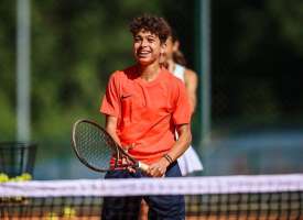 Cours de Anglais en Camps de Tennis NIKE à Brighton ou Londres (10 à 17 ans). Junior Indépendant